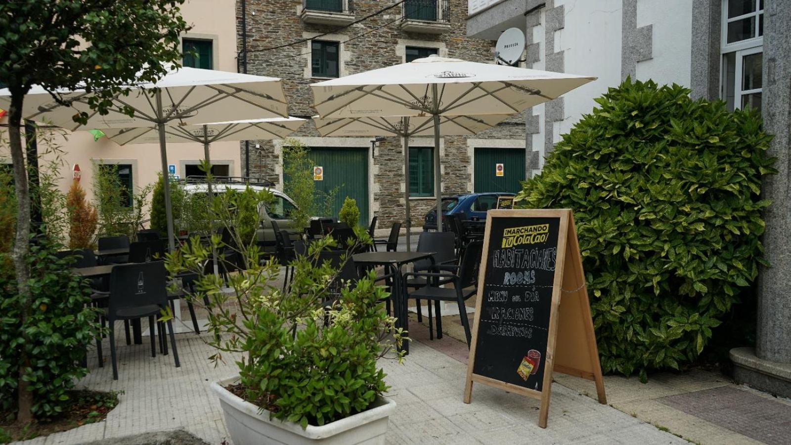 Pension Castro Parrillada Samos Esterno foto