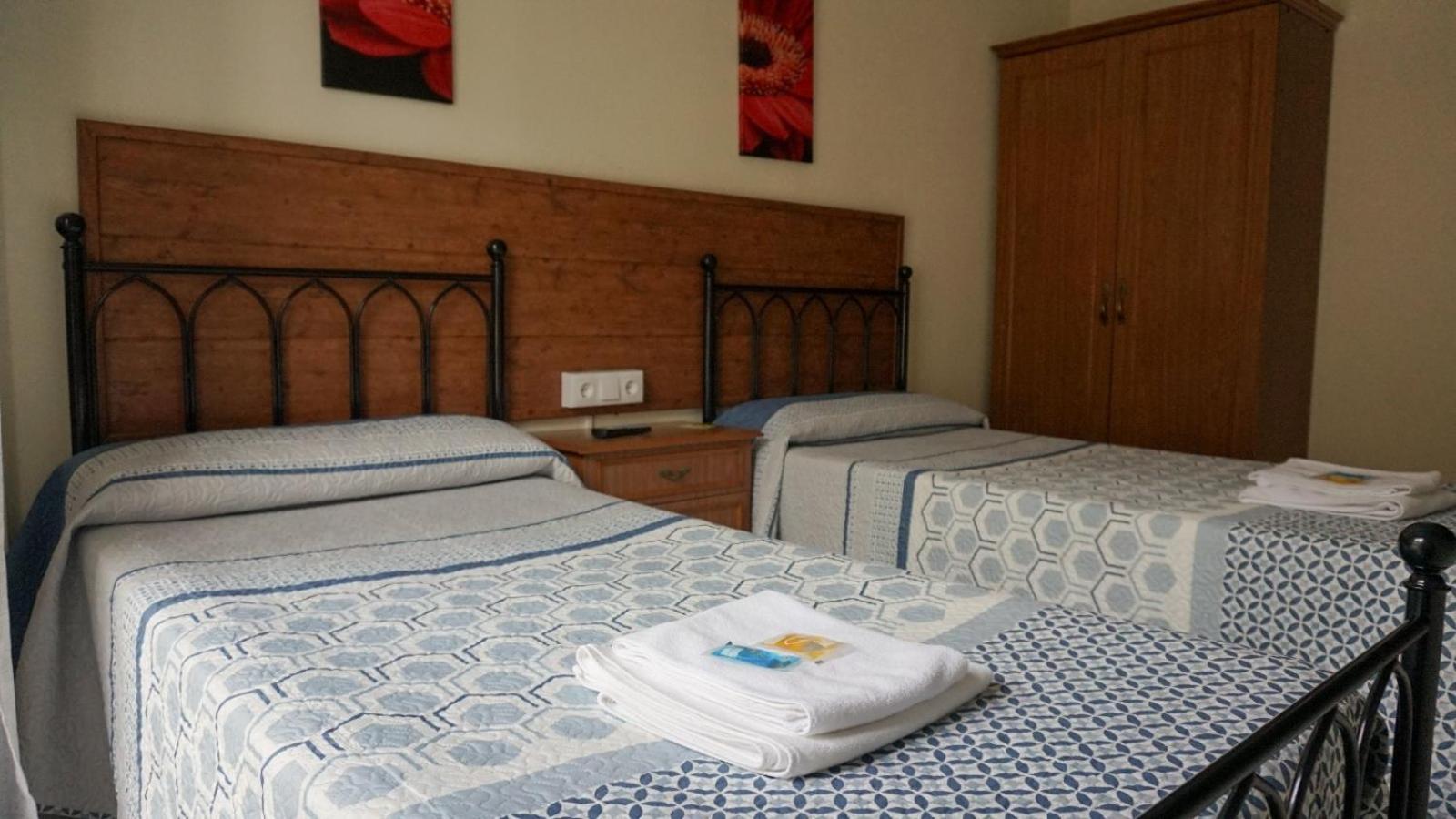 Pension Castro Parrillada Samos Esterno foto