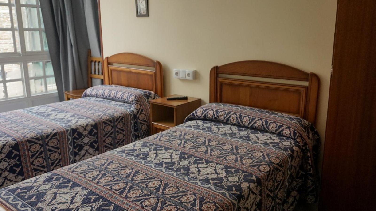 Pension Castro Parrillada Samos Esterno foto