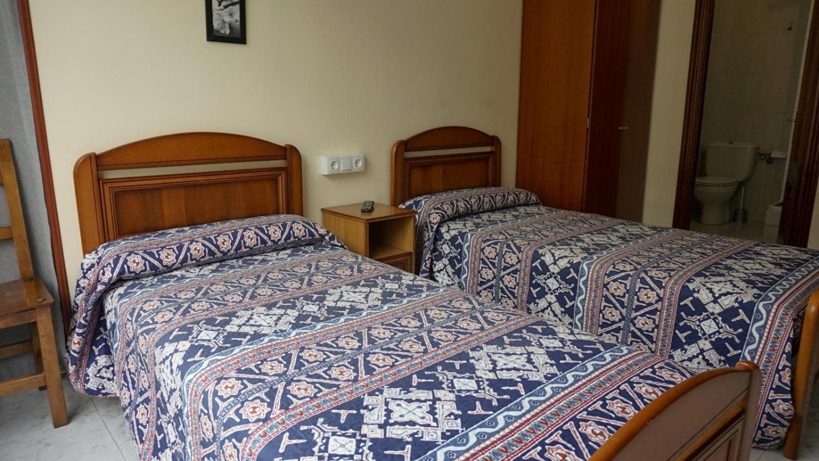 Pension Castro Parrillada Samos Esterno foto